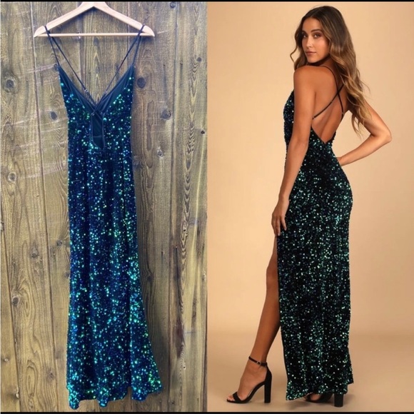 Green Iridescent Sequin Velvet Backless Maxi Dress 🌿 - Picture 2 of 12